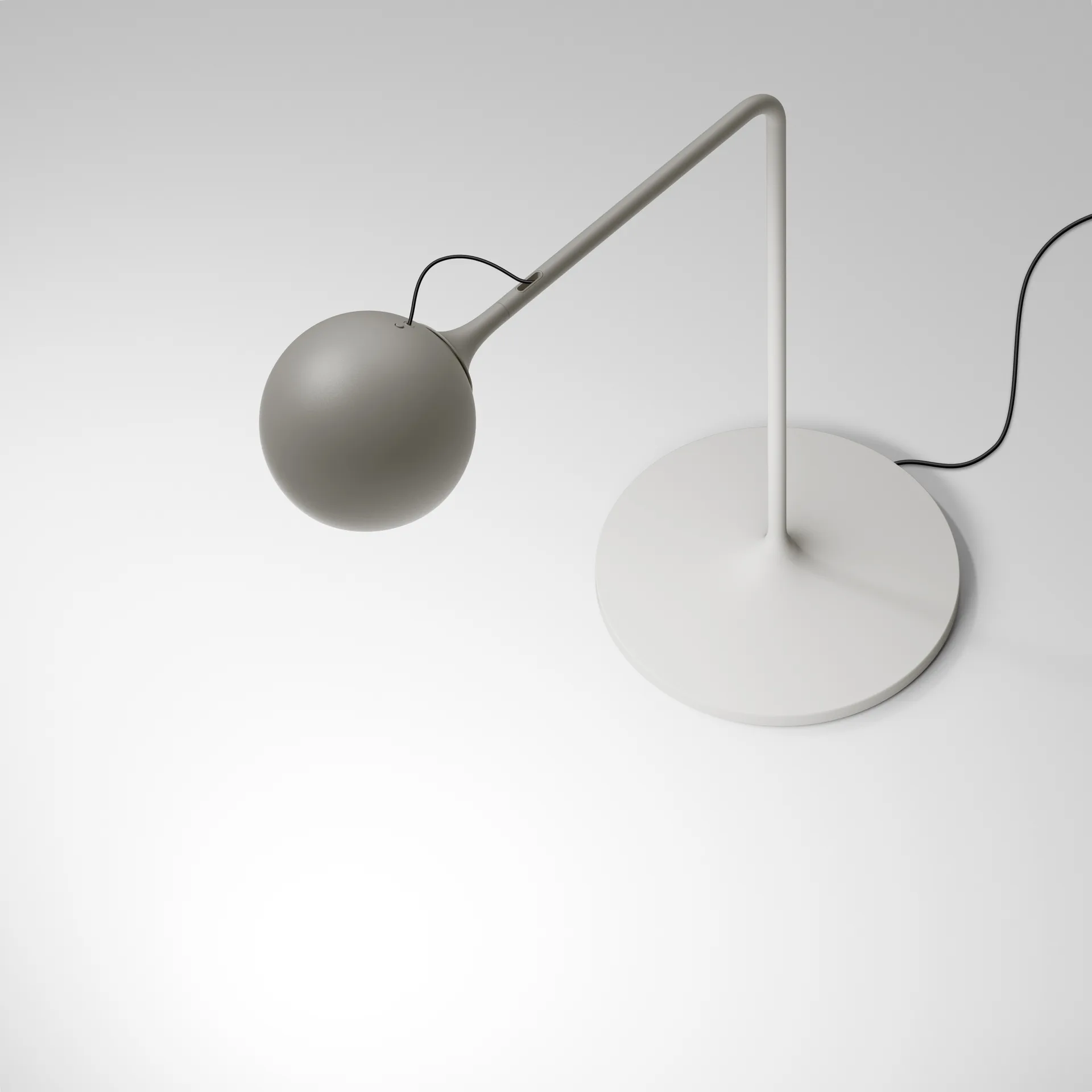 Ixa Tischleuchte, White-grey Artemide