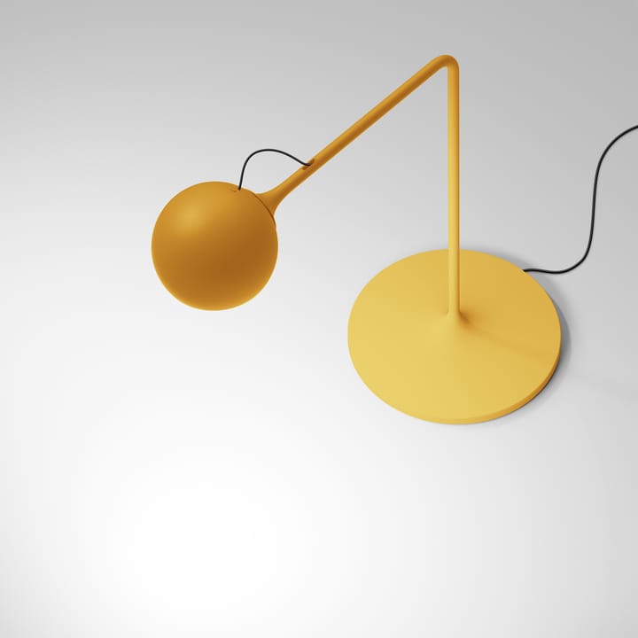 Ixa Tischleuchte, Yellow Artemide