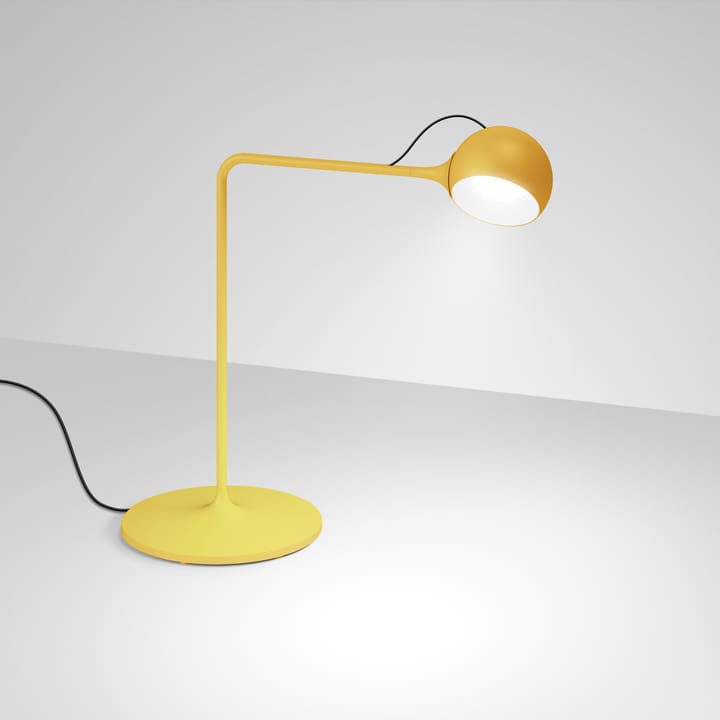 Ixa Tischleuchte, Yellow Artemide