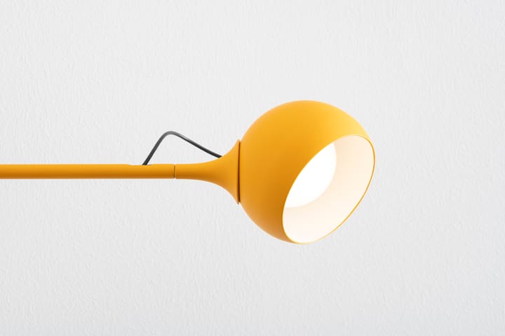 Ixa wall lamp, Yellow Artemide