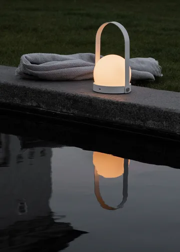 Carrie portable table lamp - White - Audo Copenhagen