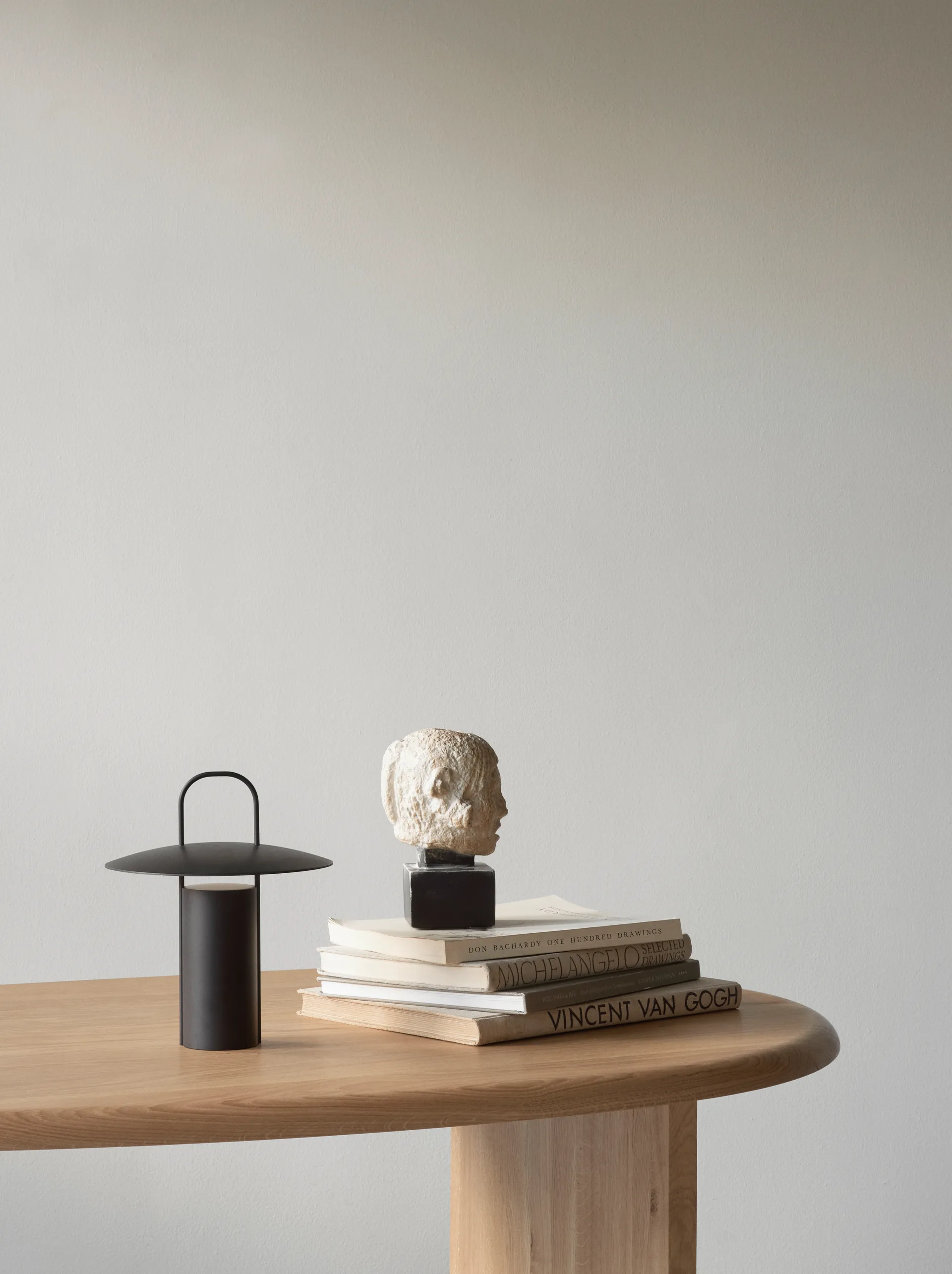 Ray table lamp portable, Black Audo Copenhagen