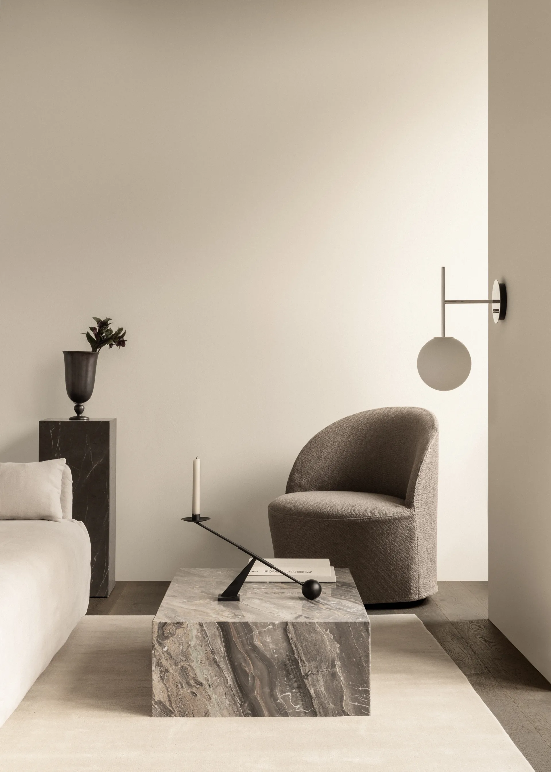 TR Bulb Suspended Wandleuchte, Polished steel Audo Copenhagen
