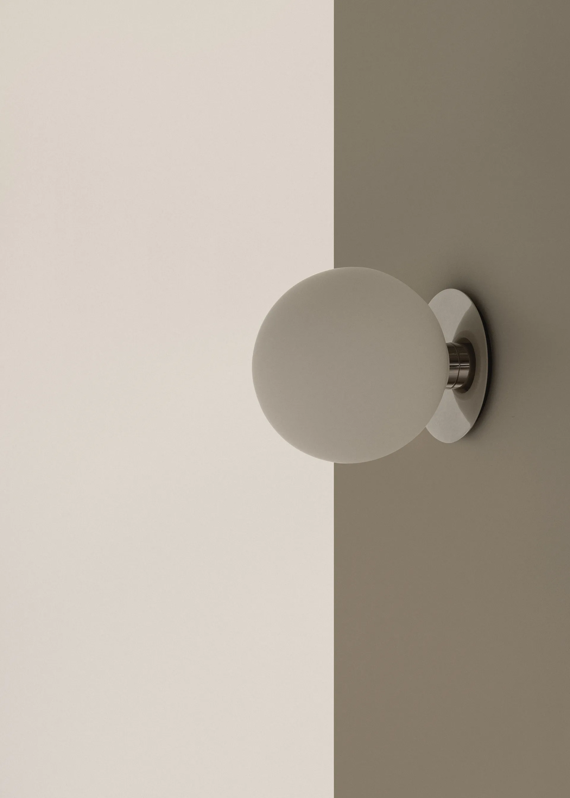TR tak/vägglampa, Polished steel Audo Copenhagen