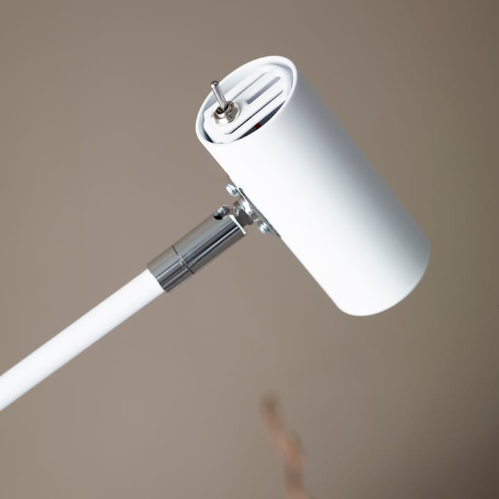 Cato floor lamp, matte white Belid