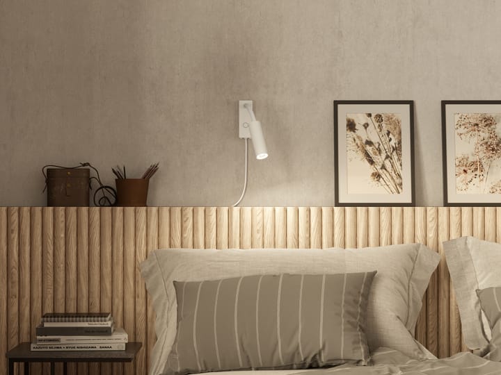 Cato Slim vägglampa flexarm, Mattvit Belid