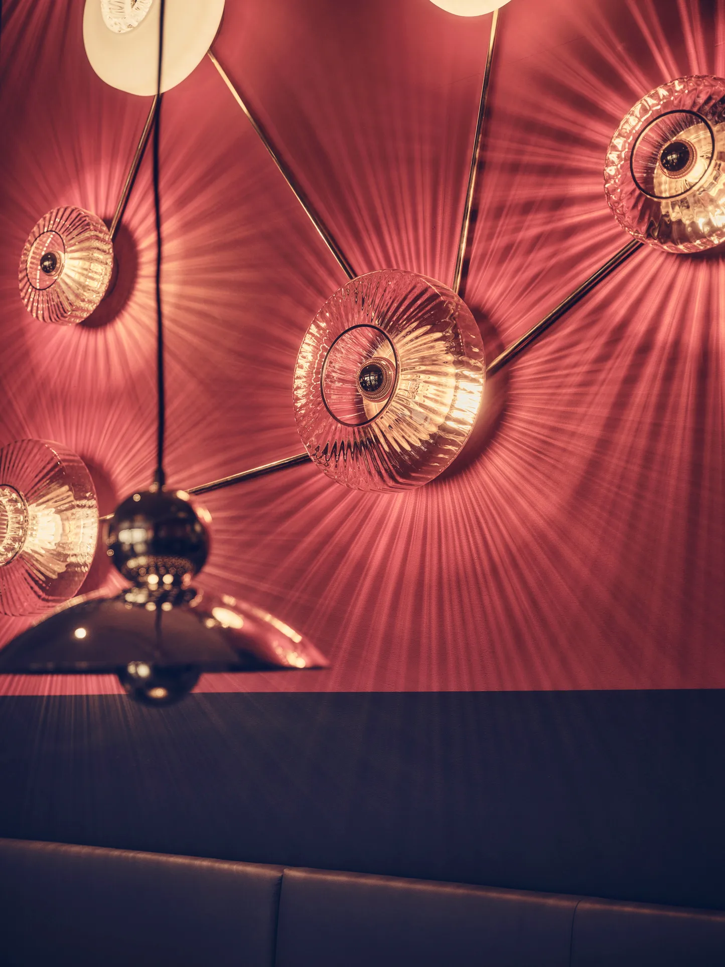 New Wave Optiv wall lamp XL, Clear Design By Us