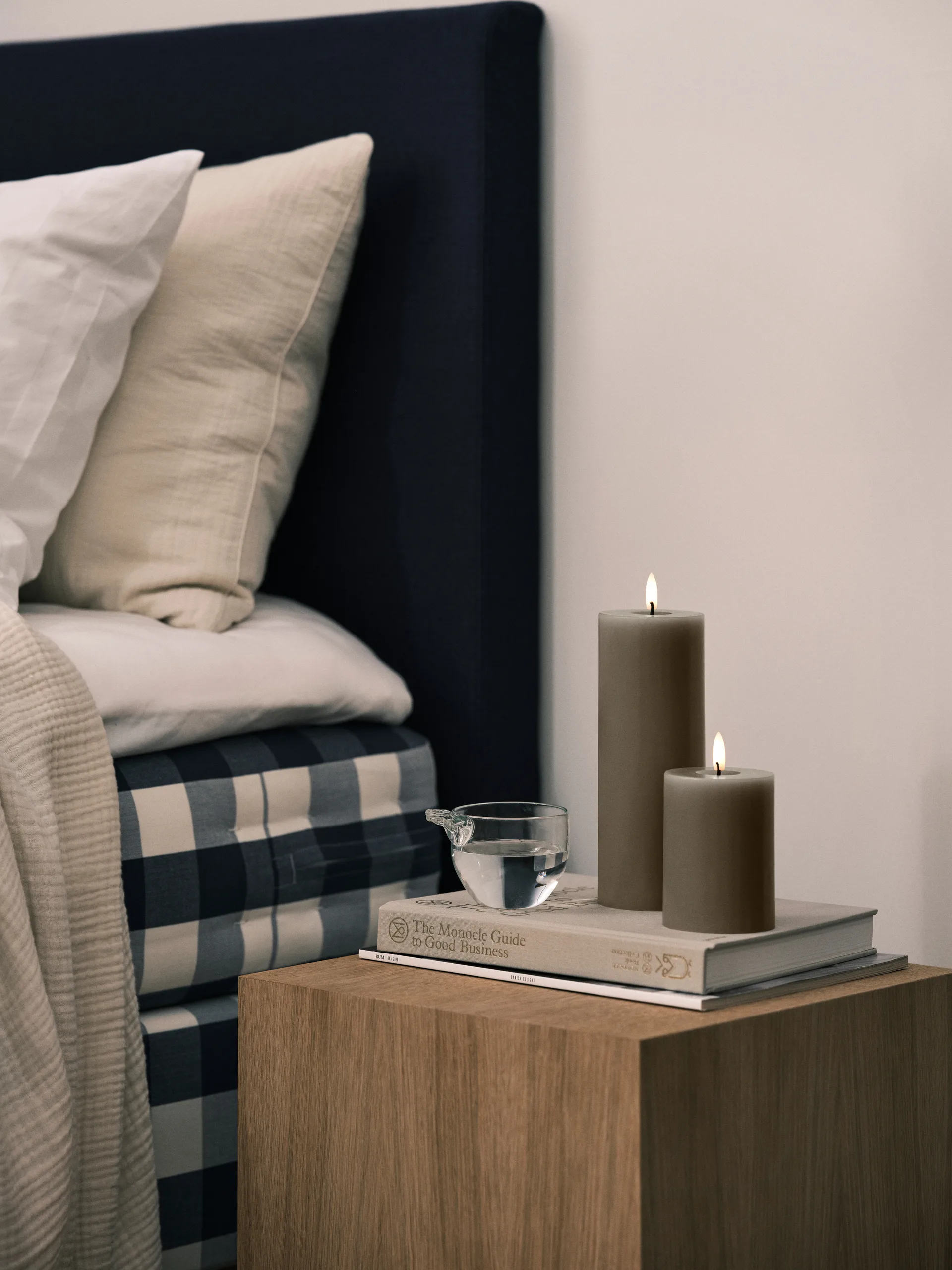 ester & erik Blockkerze LED, 77 Caviar, 10cm ester & erik