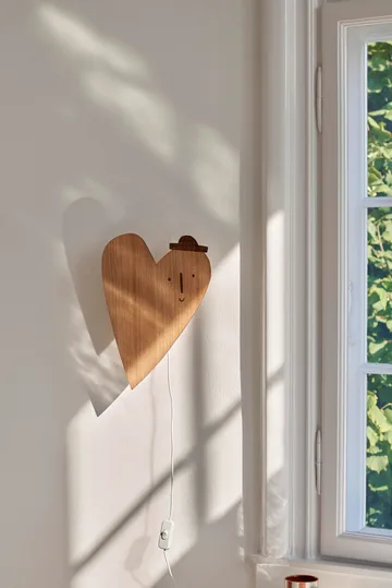 Heart vägglampa - Oljad ek - Ferm Living