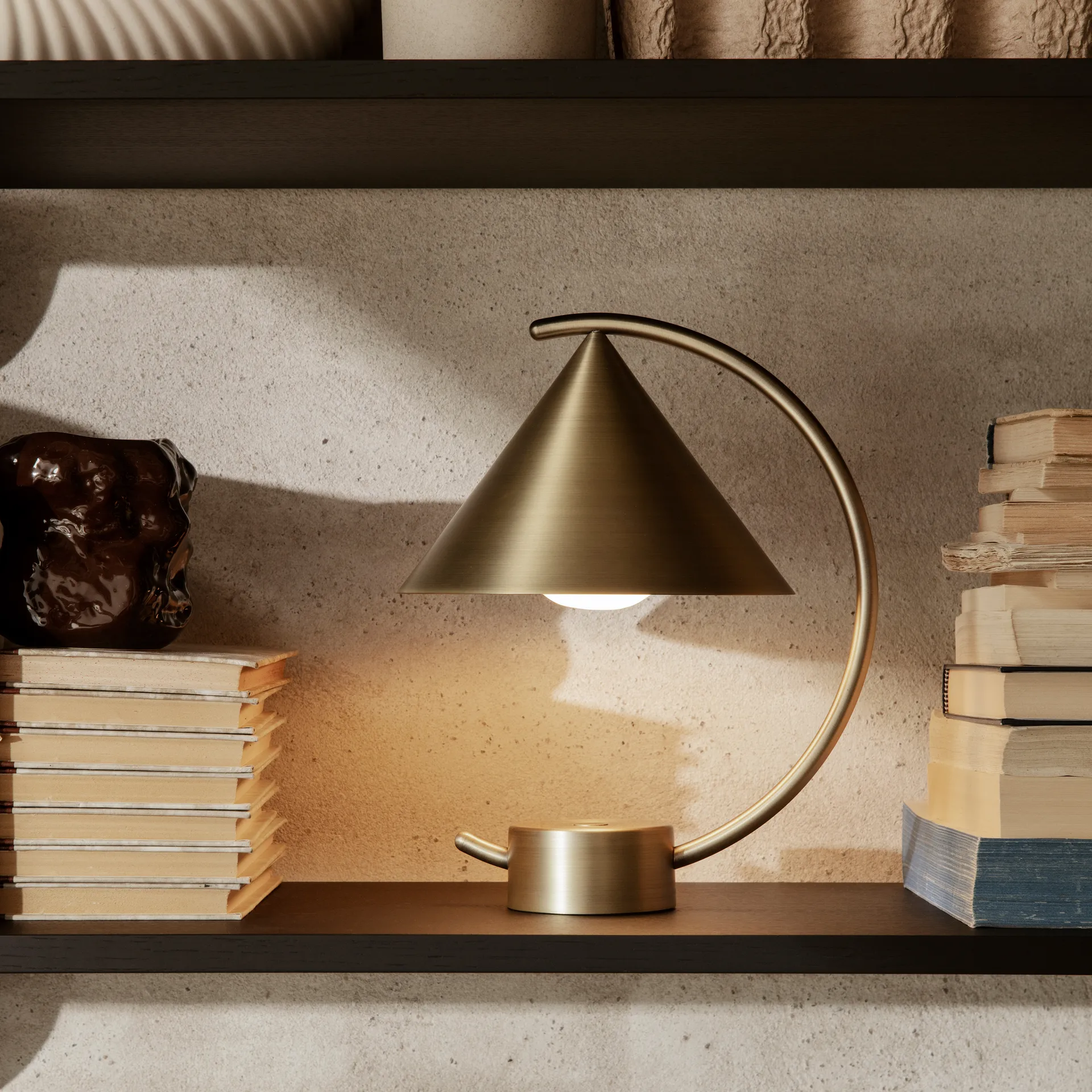 Meridian table lamp, brass Ferm Living