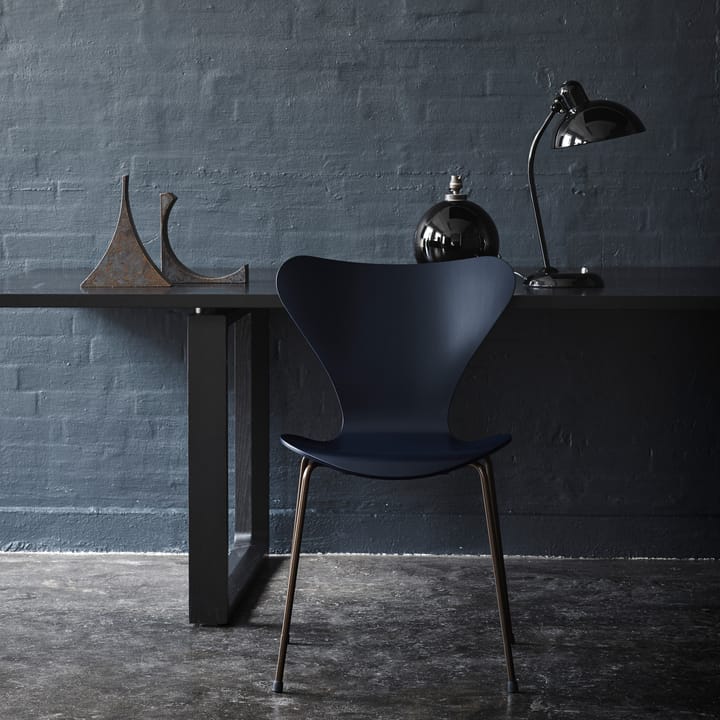 Kaiser Idell 6556-T table lamp, Black Fritz Hansen