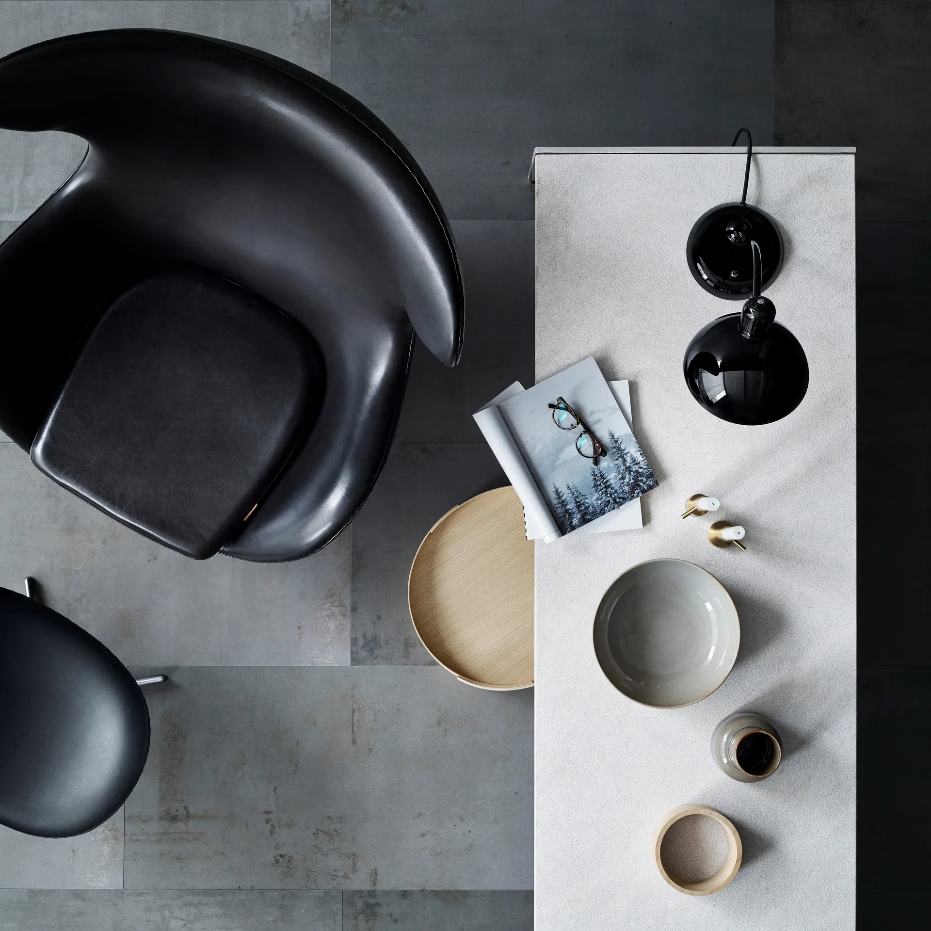 Kaiser Idell 6556-T Tischleuchte, Black Fritz Hansen