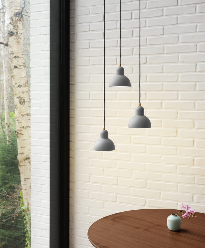 Kaiser Idell 6722-P Pendelleuchte, Easy Grey Fritz Hansen
