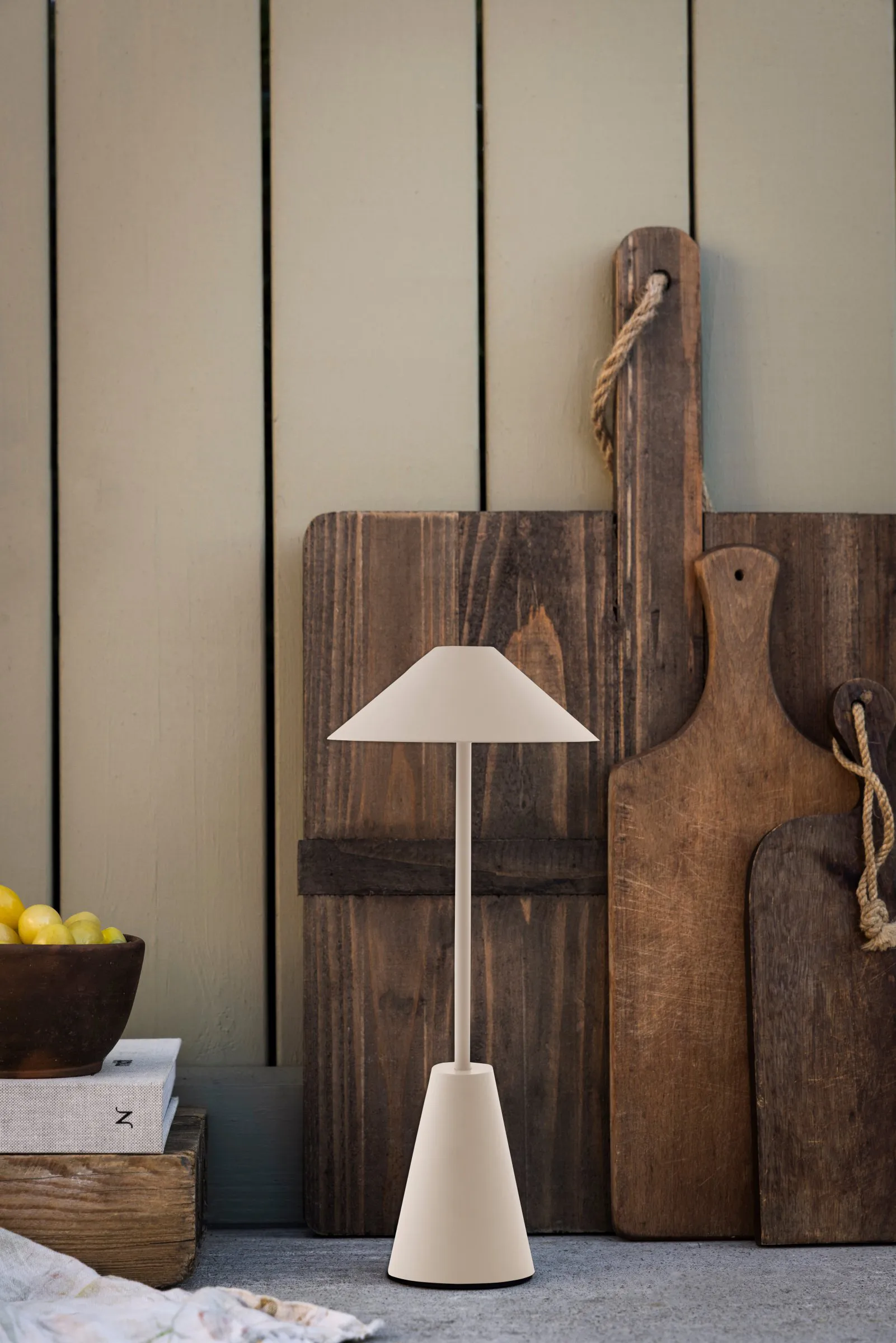 Cannes 32 tragbare Tischleuchte, Schlammfarbend Globen Lighting