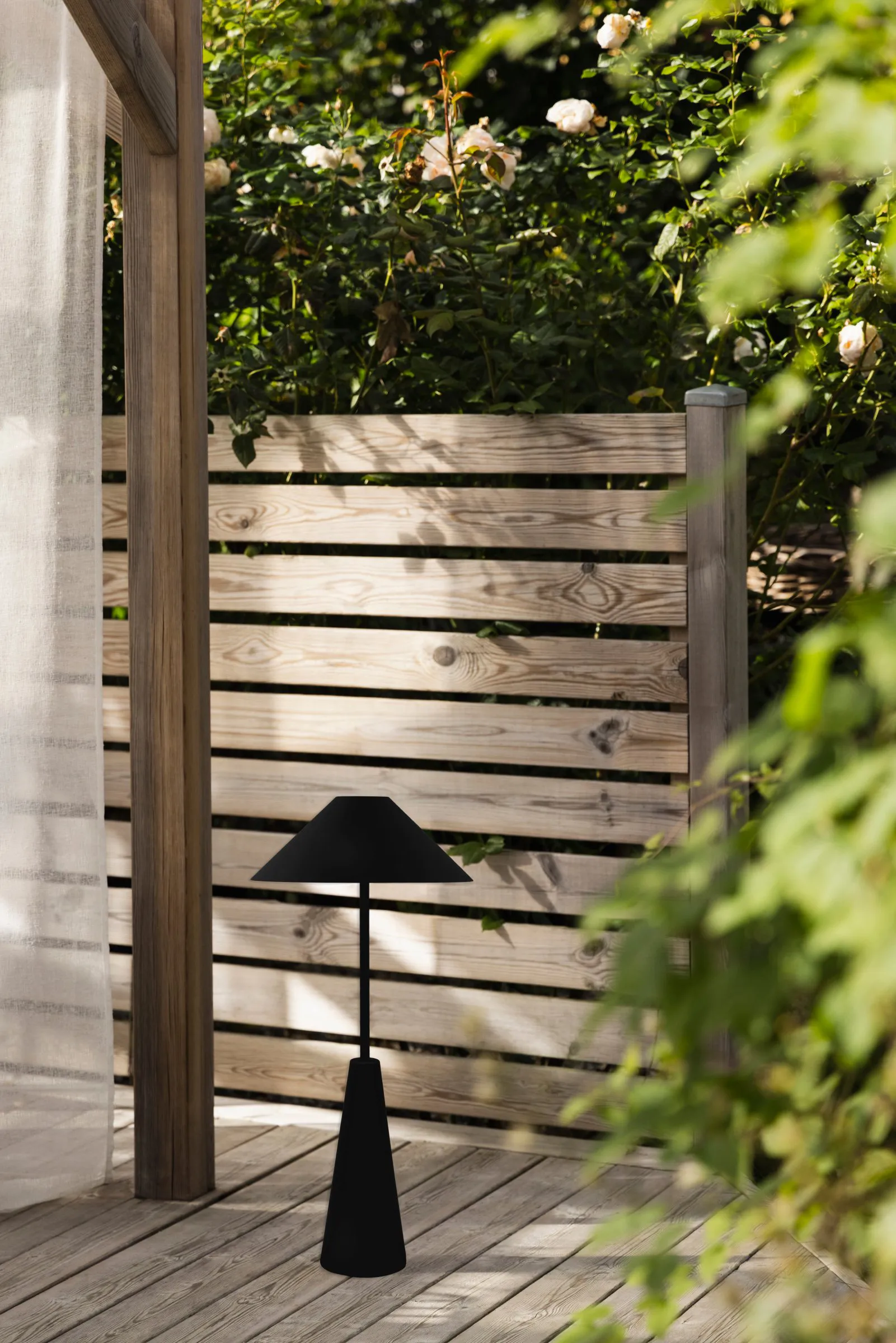 Cannes portable floor lamp, Black Globen Lighting