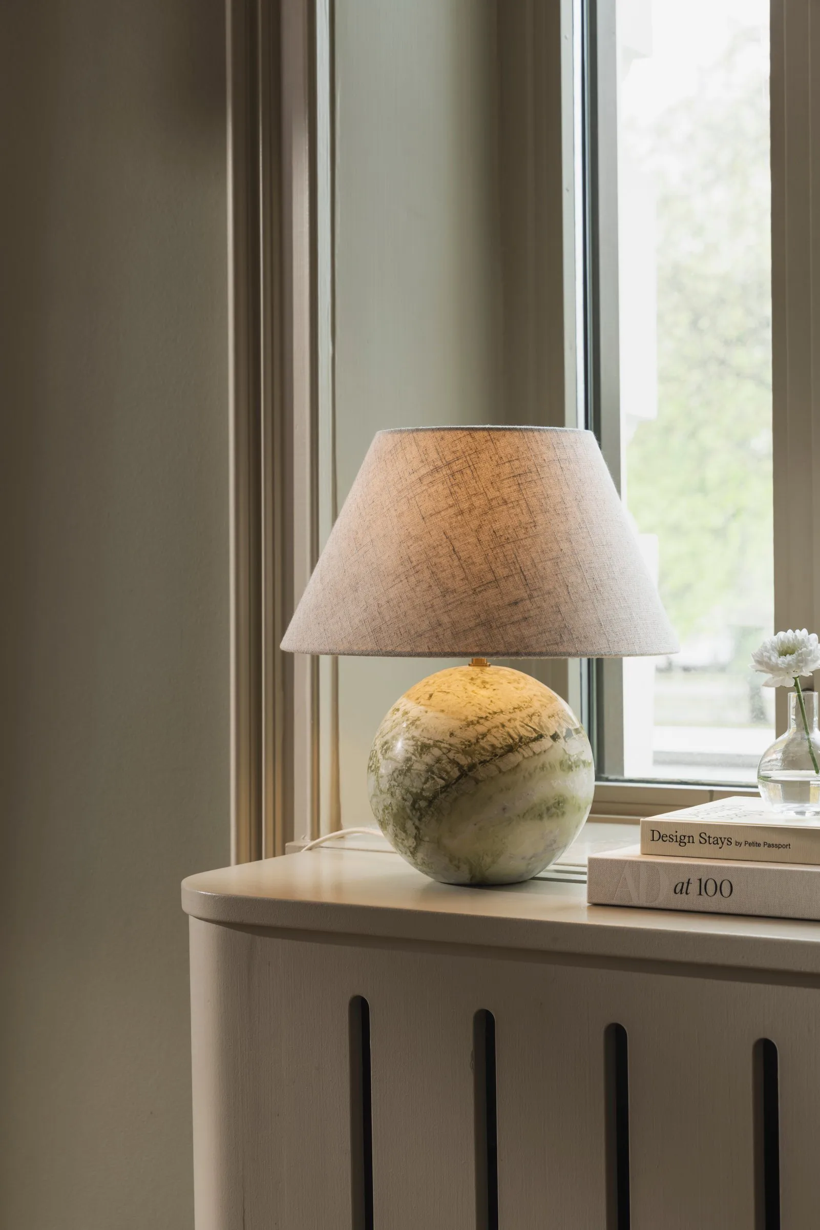 Castello 35 table lamp, Light green marble Globen Lighting