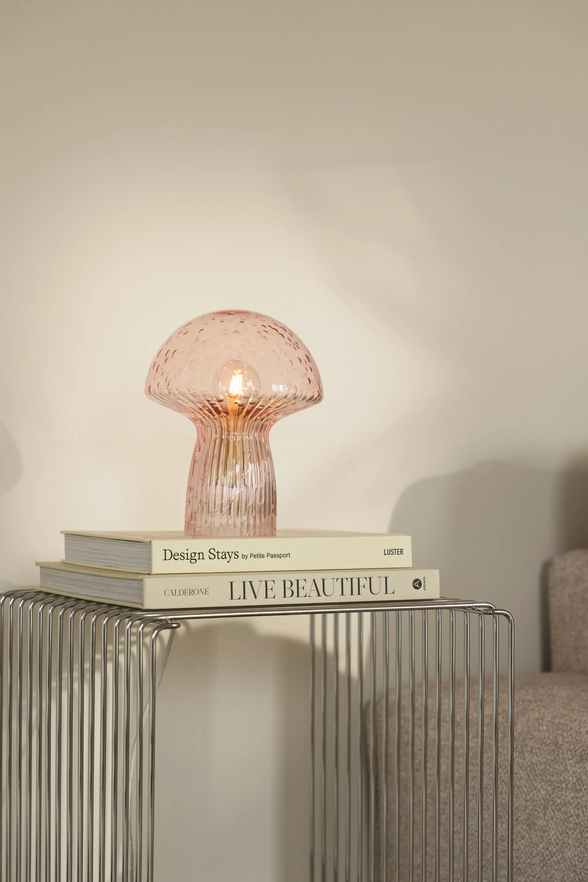 Fungo table lamp Special Edition Pink, Ø16 cm, H:20 cm Globen Lighting