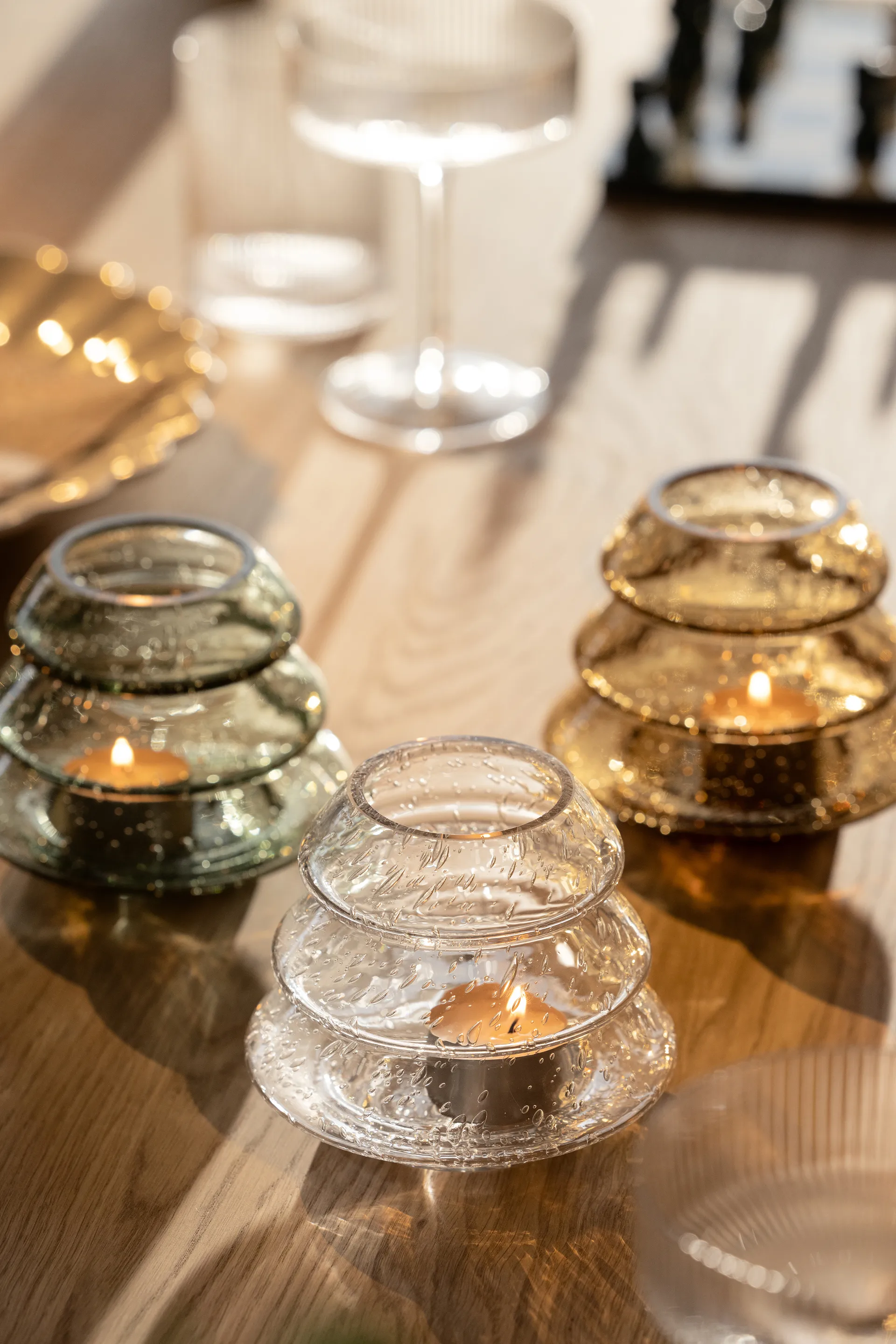 Gran 12 Teelichthalter, Klar Globen Lighting