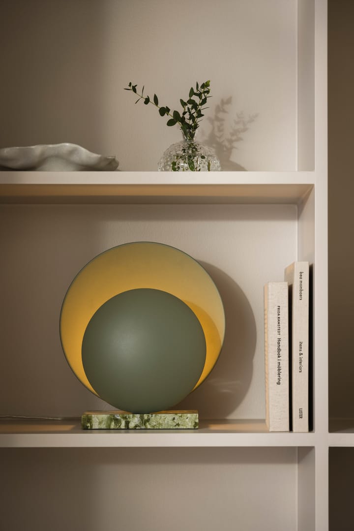 Orbit bordslampa, Mossgrön Globen Lighting