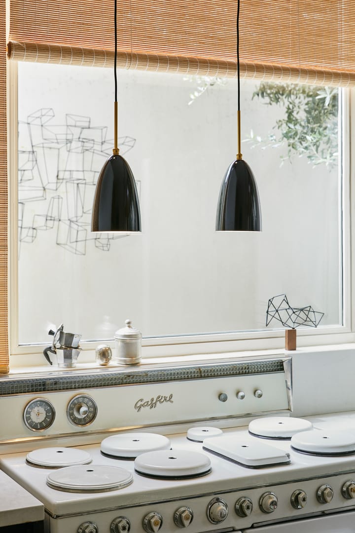 Gräshoppa ceiling lamp glossy, Black-brass GUBI