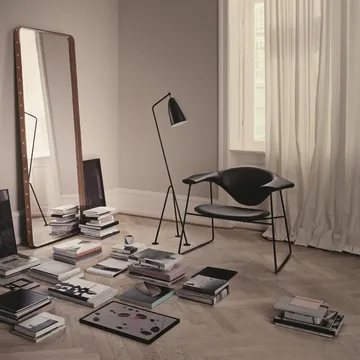 Gräshoppa Stehleuchte - Anthrazit - GUBI