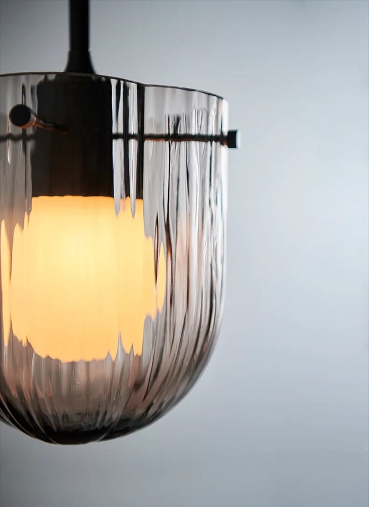 Seine pendant lamp Ø17.2 cm, Brass-smoke GUBI
