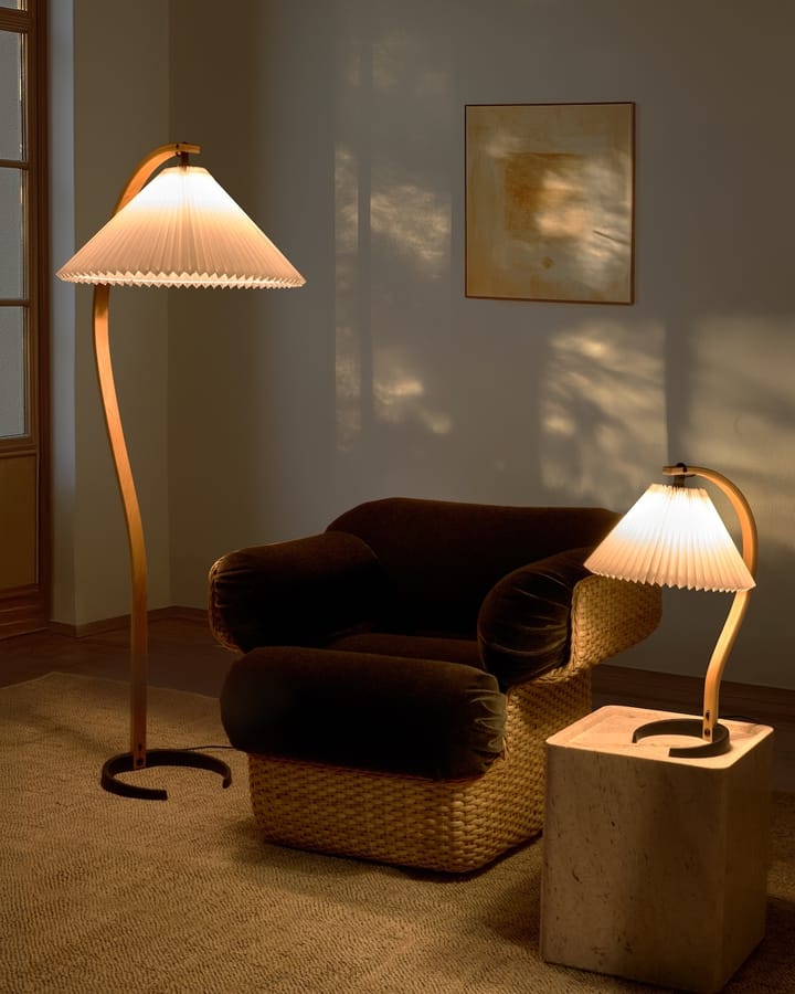Timberline table lamp, Oak-birch-white GUBI