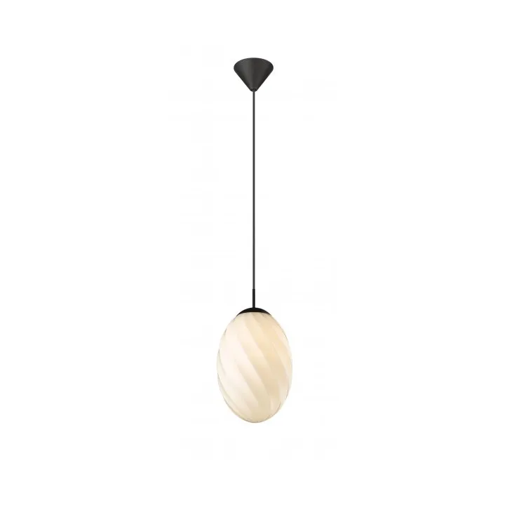 Twist Egg Pendelleuchte 37 cm, Schwarz Halo Design Twist Egg Pendelleuchte 37 cm, Schwarz Halo Design