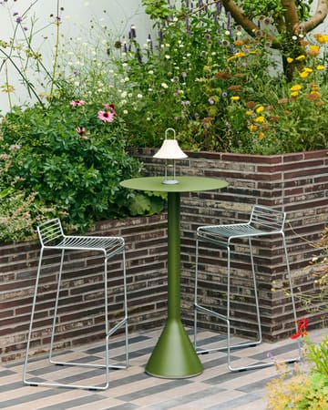Mousqueton portabel bordslampa - Oyster white - HAY