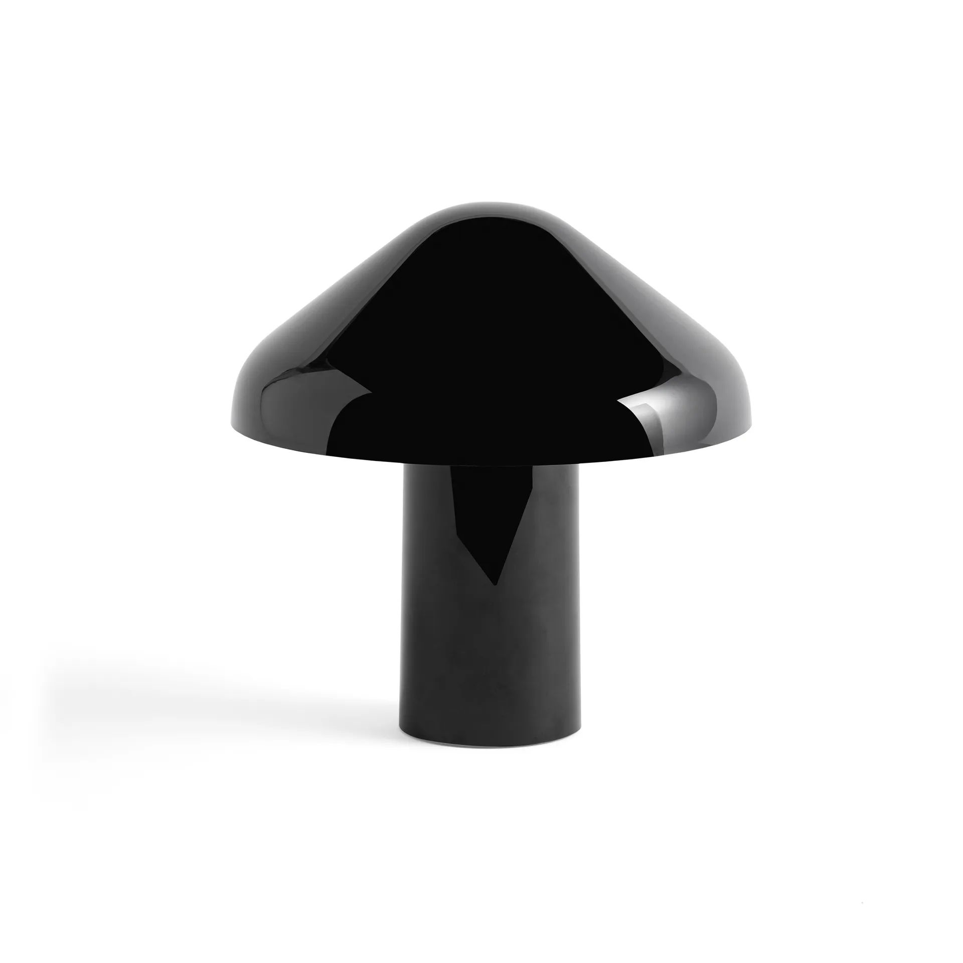 Pao Portable bordslampa, Soft black HAY