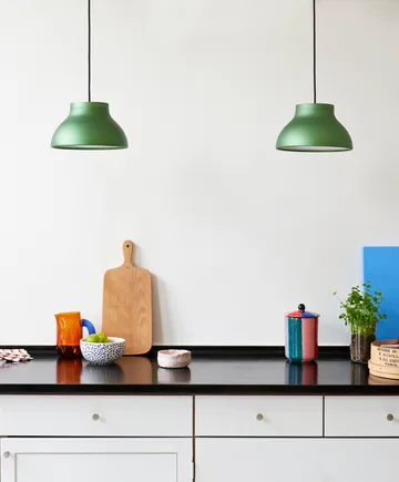 PC pendant pendant lamp S Ø25 cm - Emerald green - HAY