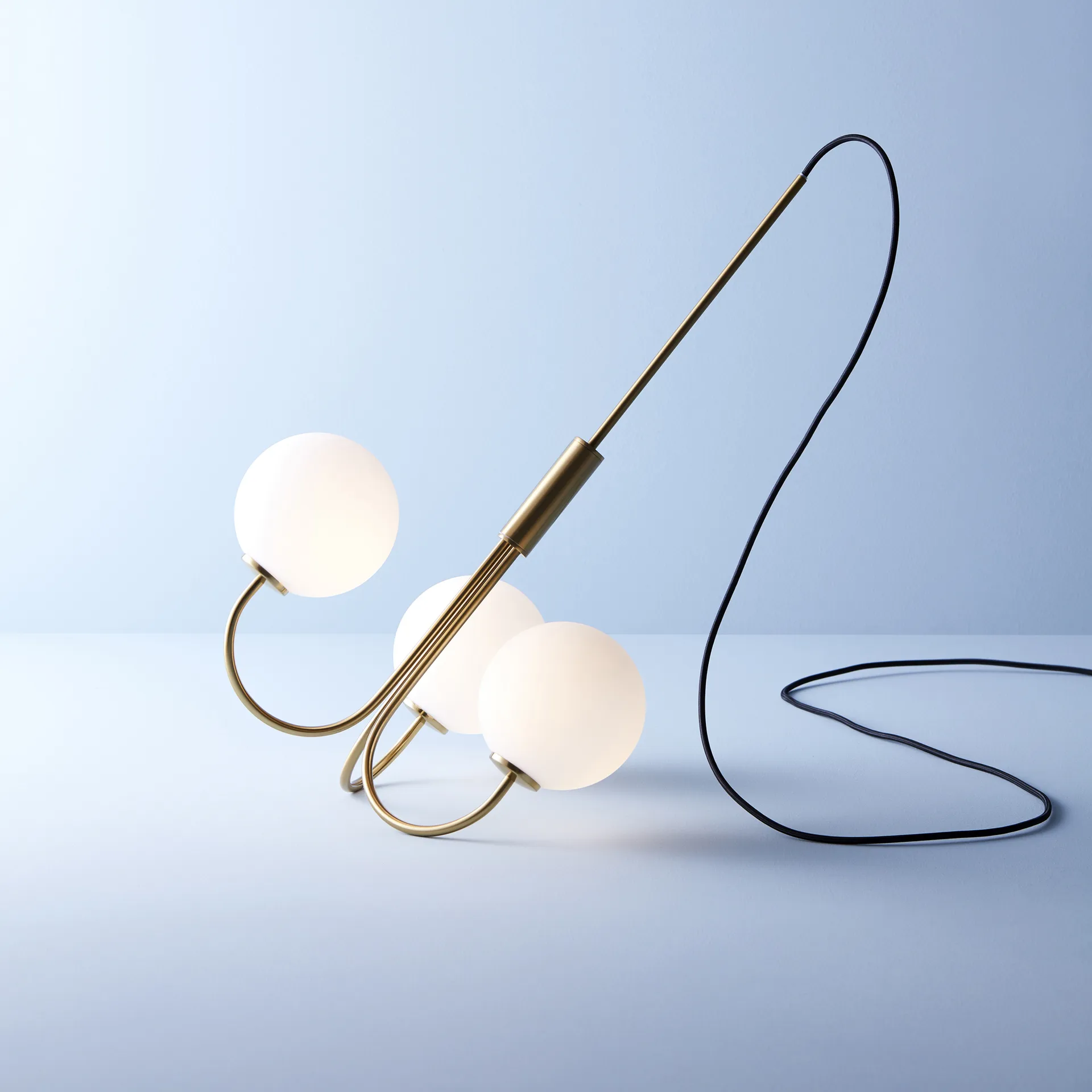Ballon Chandelier, brass Herstal