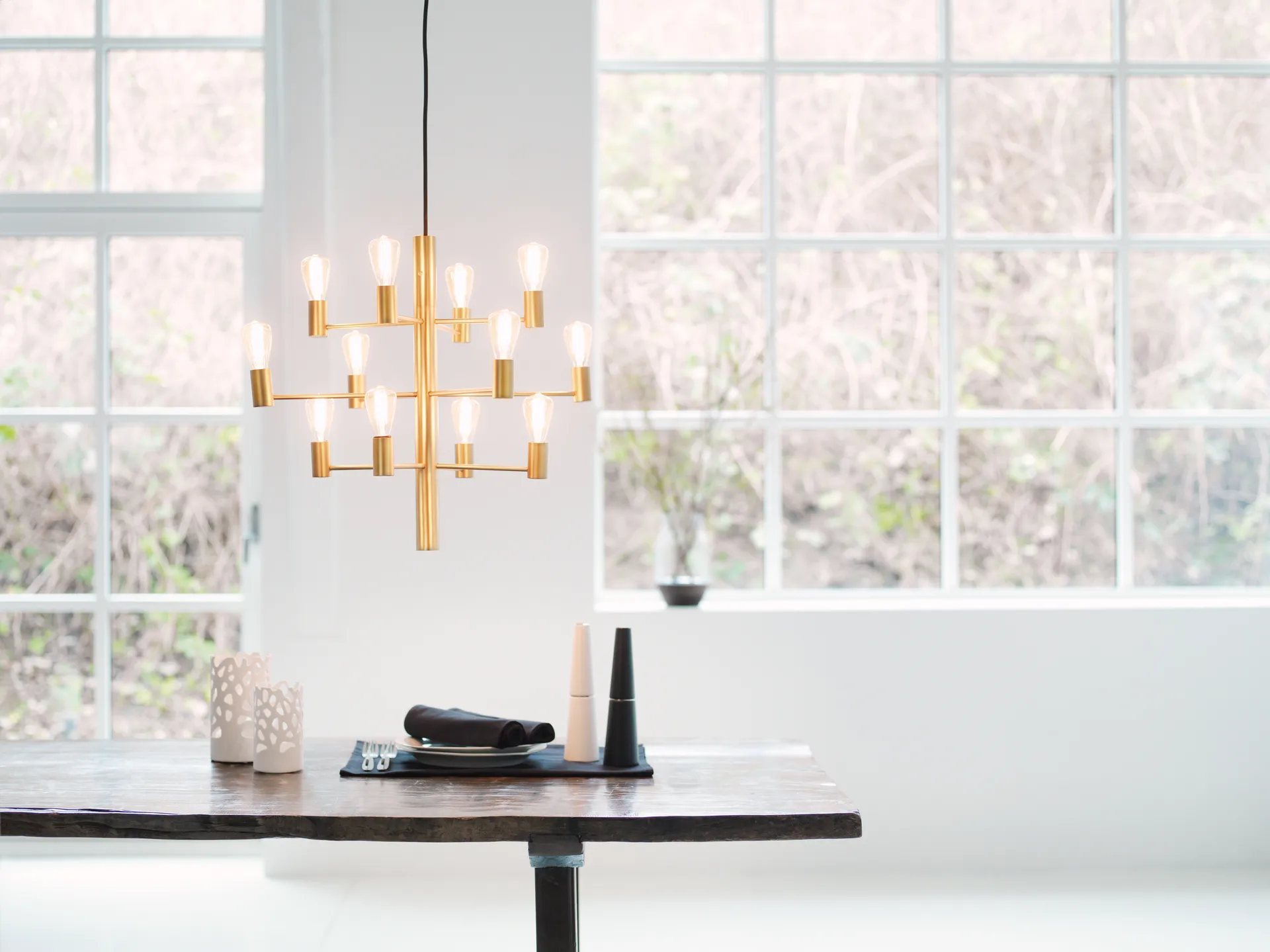 Manola 12 Kronleuchter, Satin brass Herstal