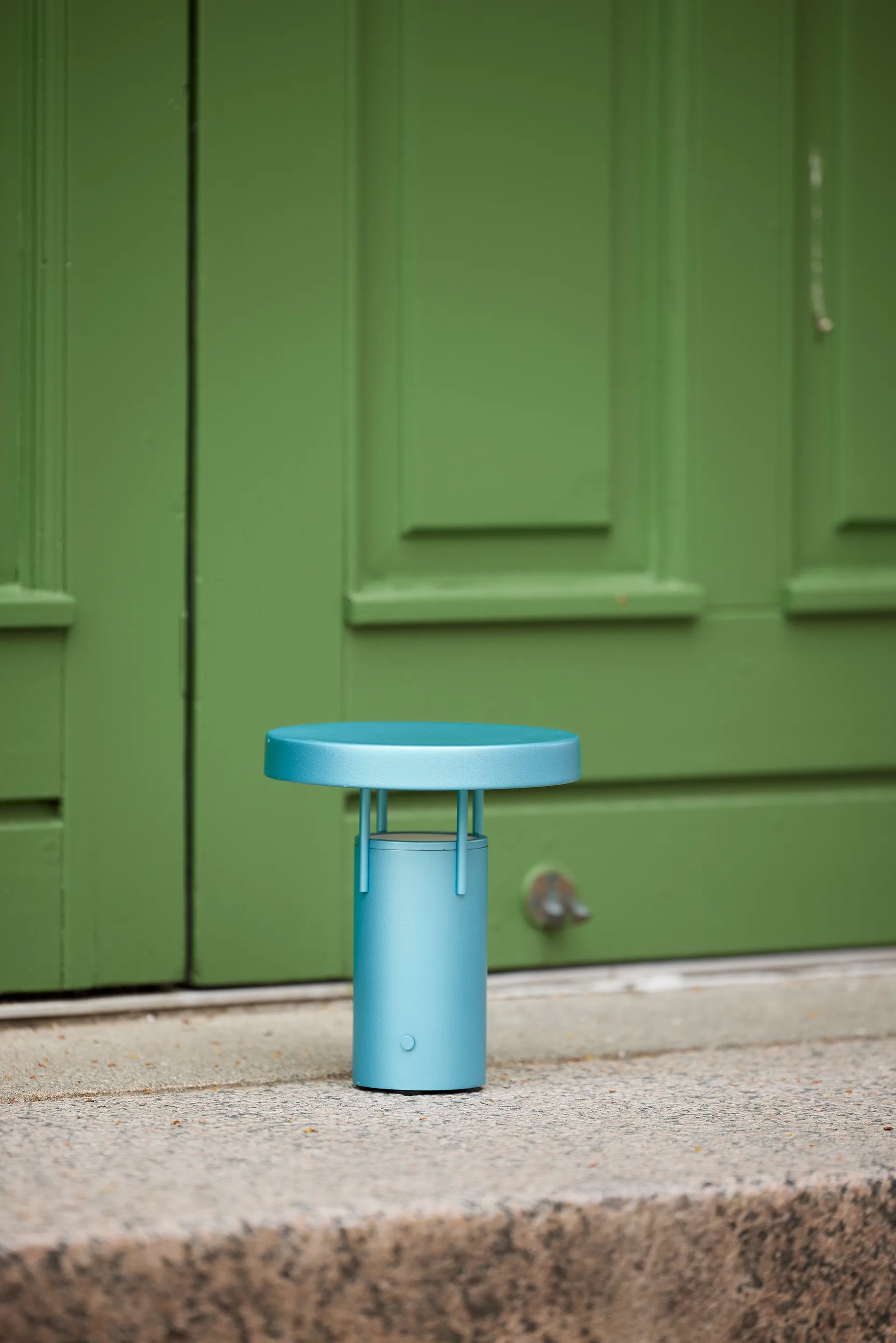 BringMe mini portabel bordslampa, Metallic turquoise Hübsch Interior