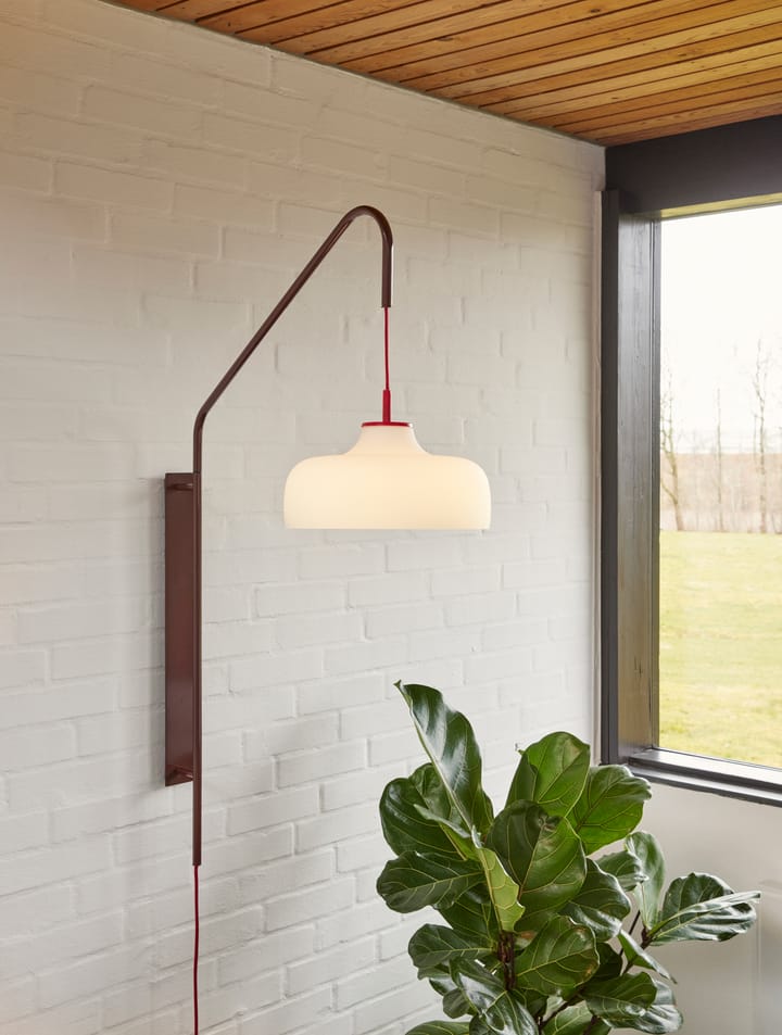 Current vägglampa, Red Hübsch Interior