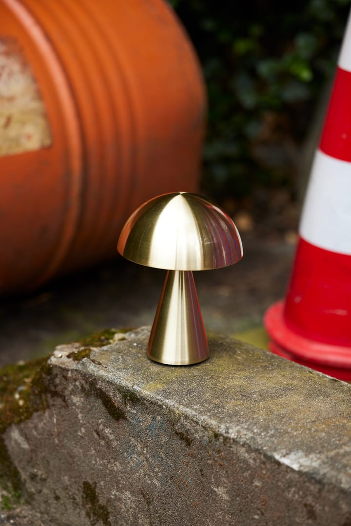 Mush portabel bordslampa, Brass Hübsch Interior