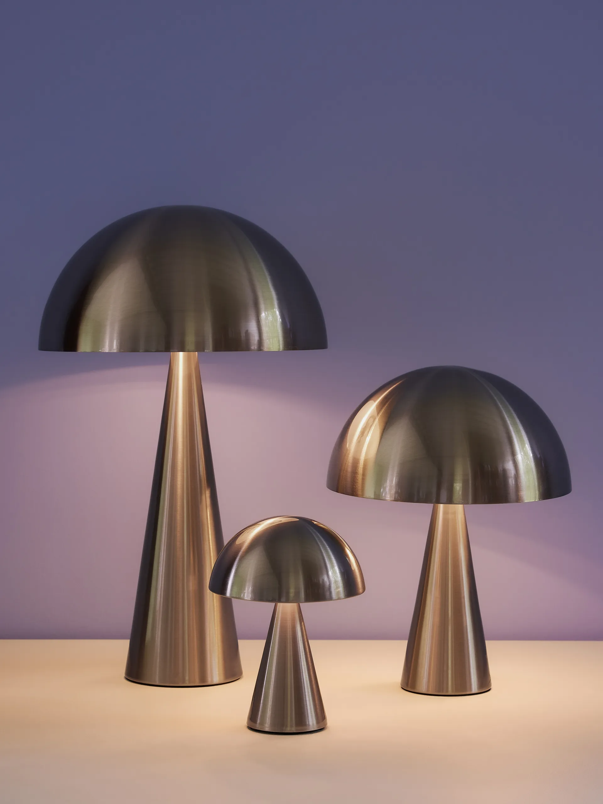 Mush Tischleuchte tall, Nickel Hübsch Interior
