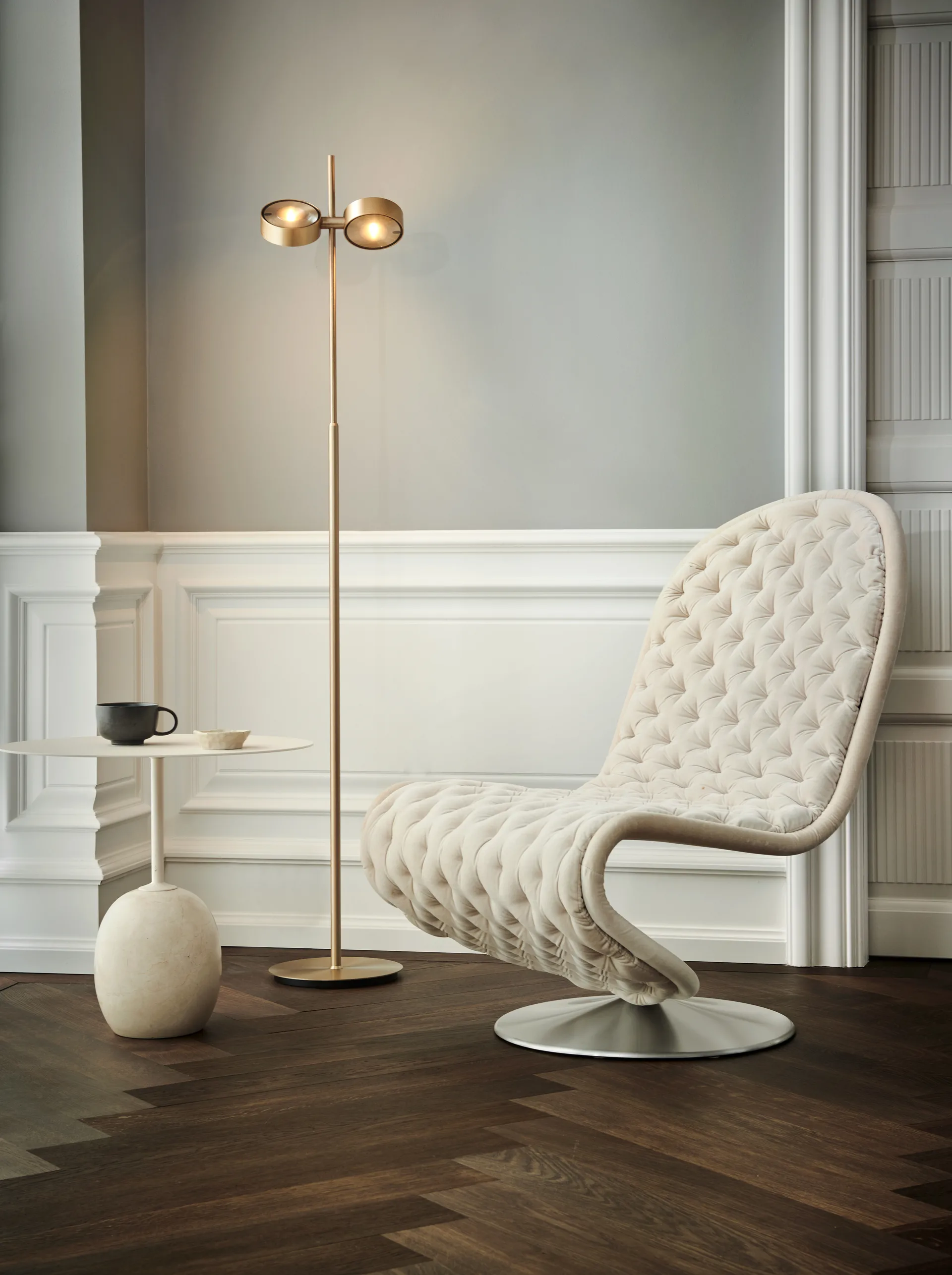 Orbit Stehlampe, Brass Light-Point