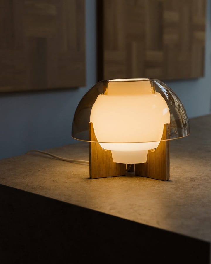 Ergo desk lamp, Sand LYFA