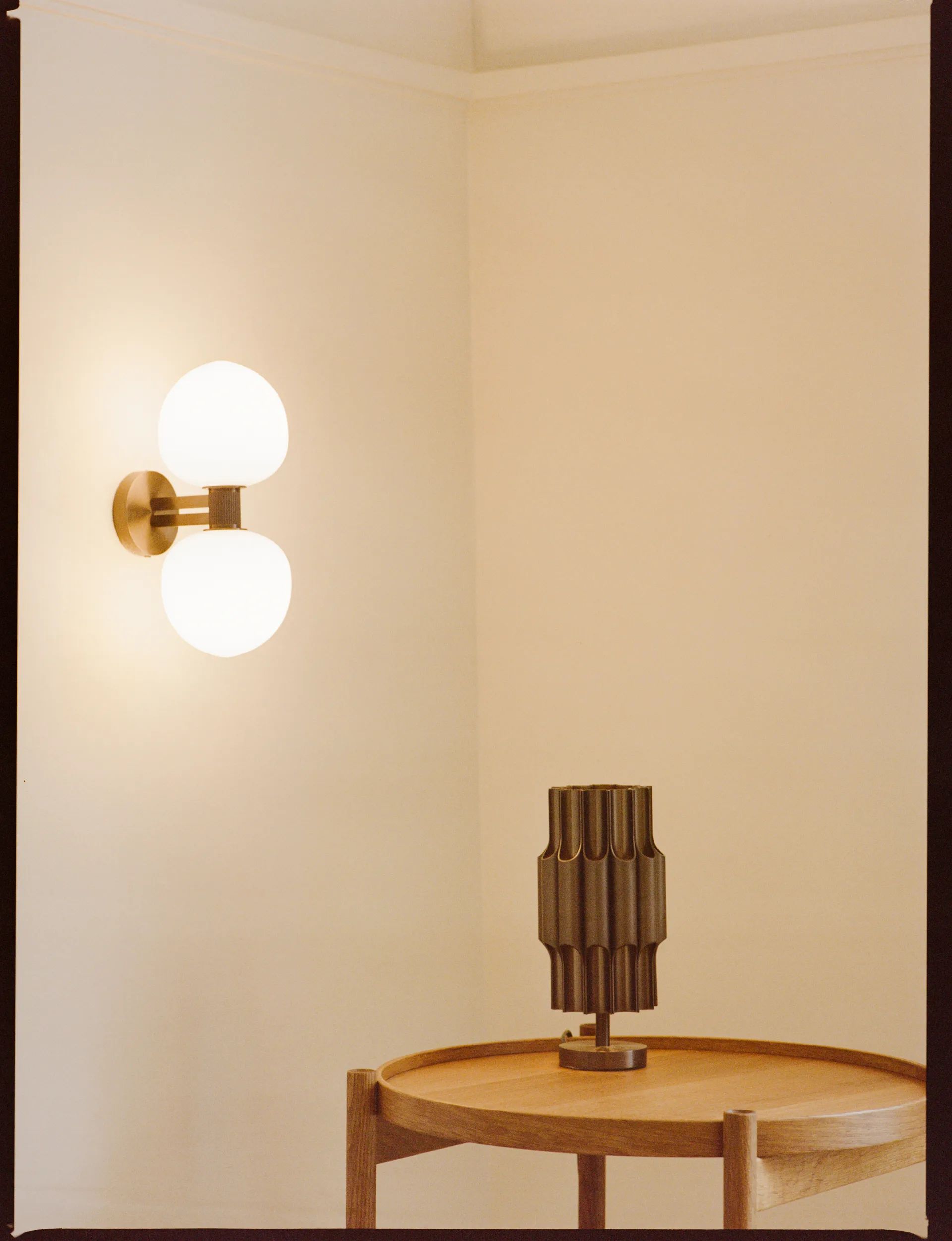 Memoir 120 Wandleuchte, Bronze LYFA