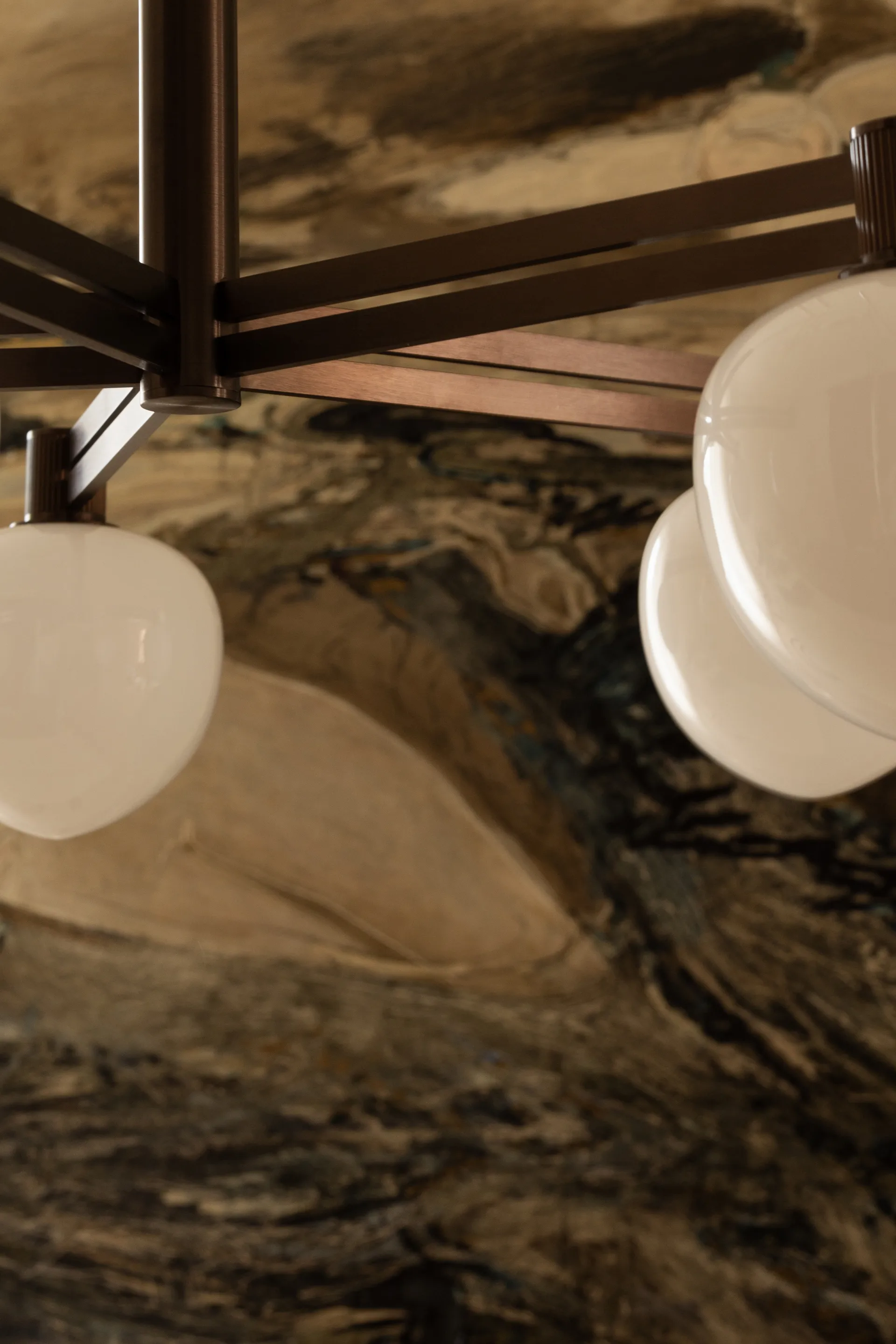 Memoir V 120 Kronleuchter, Bronze LYFA