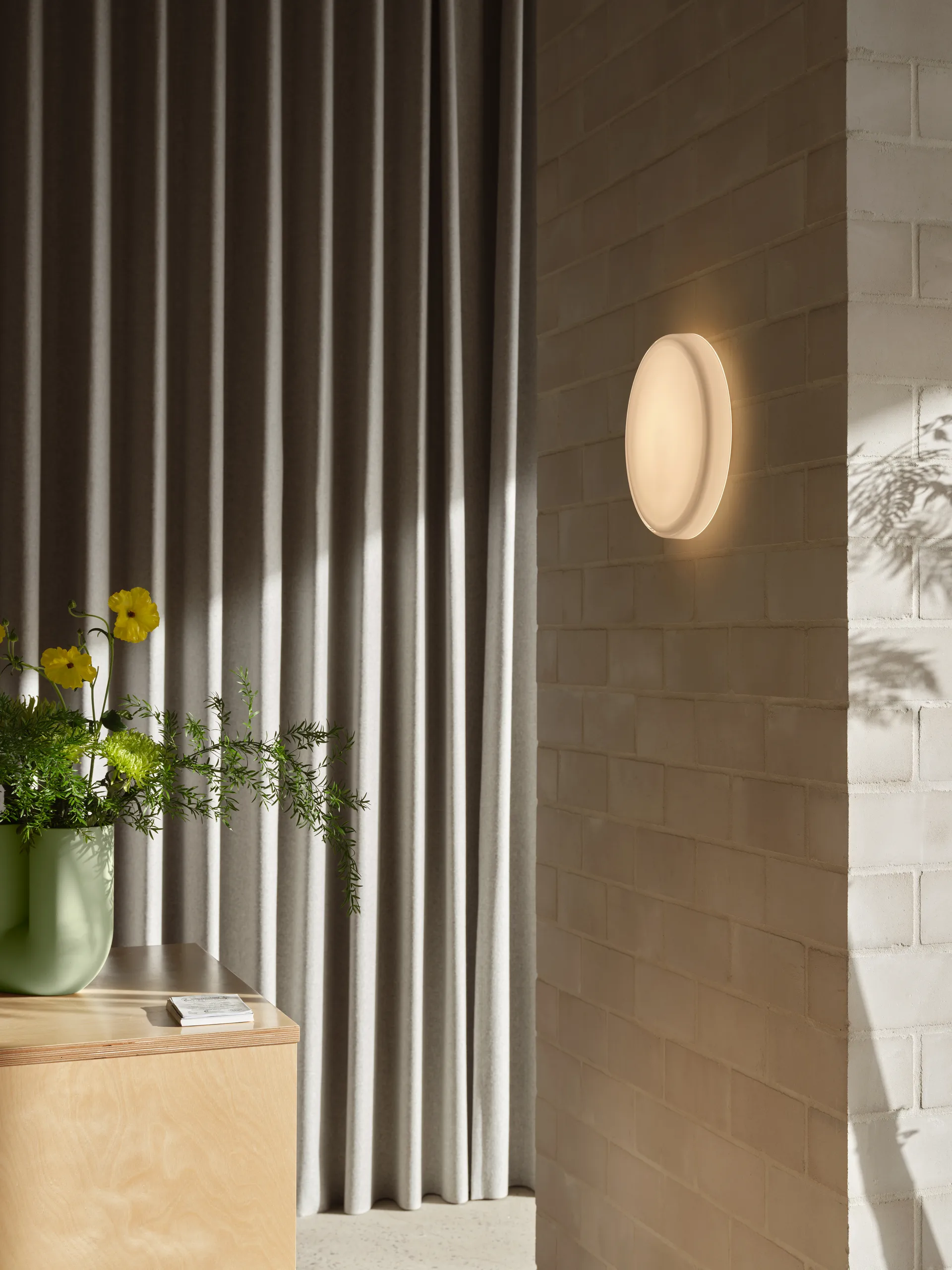 Looped Deckenleuchte IP44, White Muuto