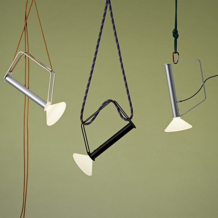 Piton Portable table lamp, Aluminium Muuto