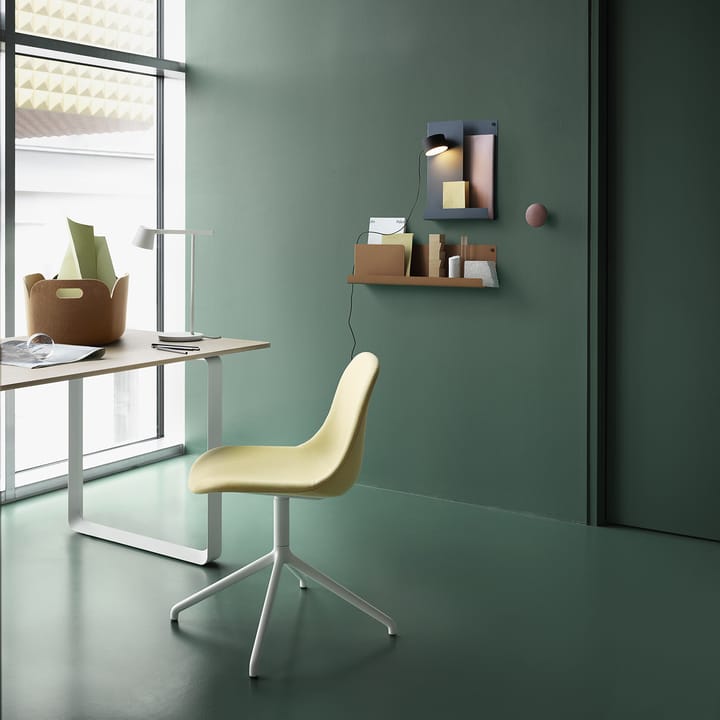 Post Wandleuchte, Schwarz Muuto
