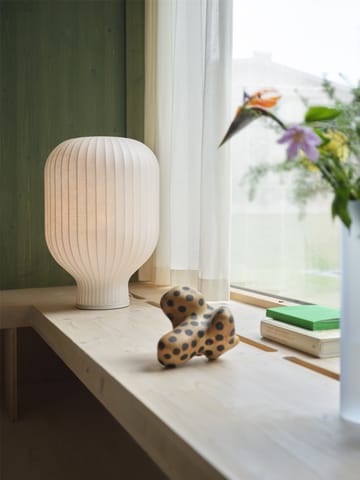 Strand table lamp 59 cm - White - Muuto