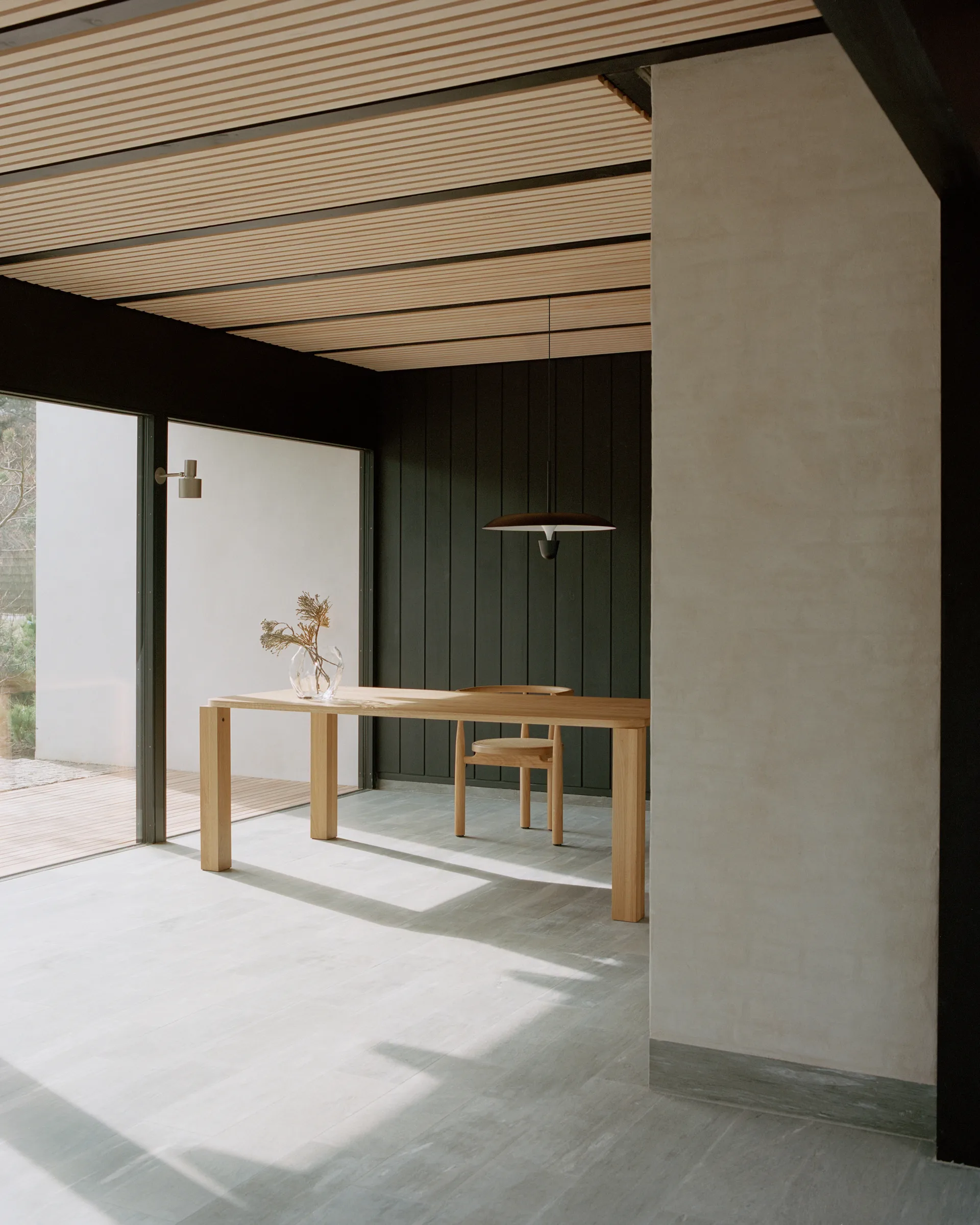 Chanterelle pendant Ø55 cm, Black New Works