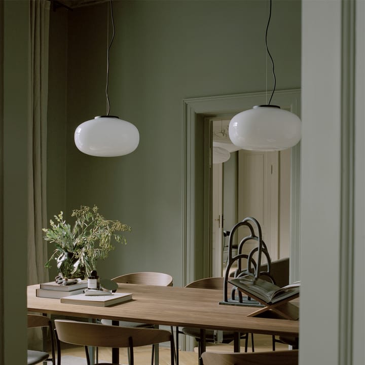 Karl-Johan Large pendant lamp Ø40 cm, Opal white New Works