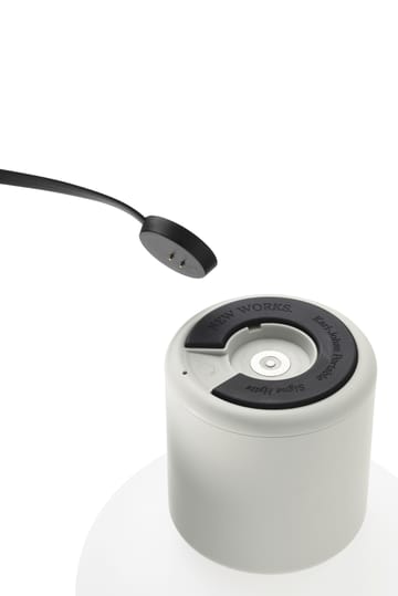 Karl-Johan table lamp portable - Light grey - New Works