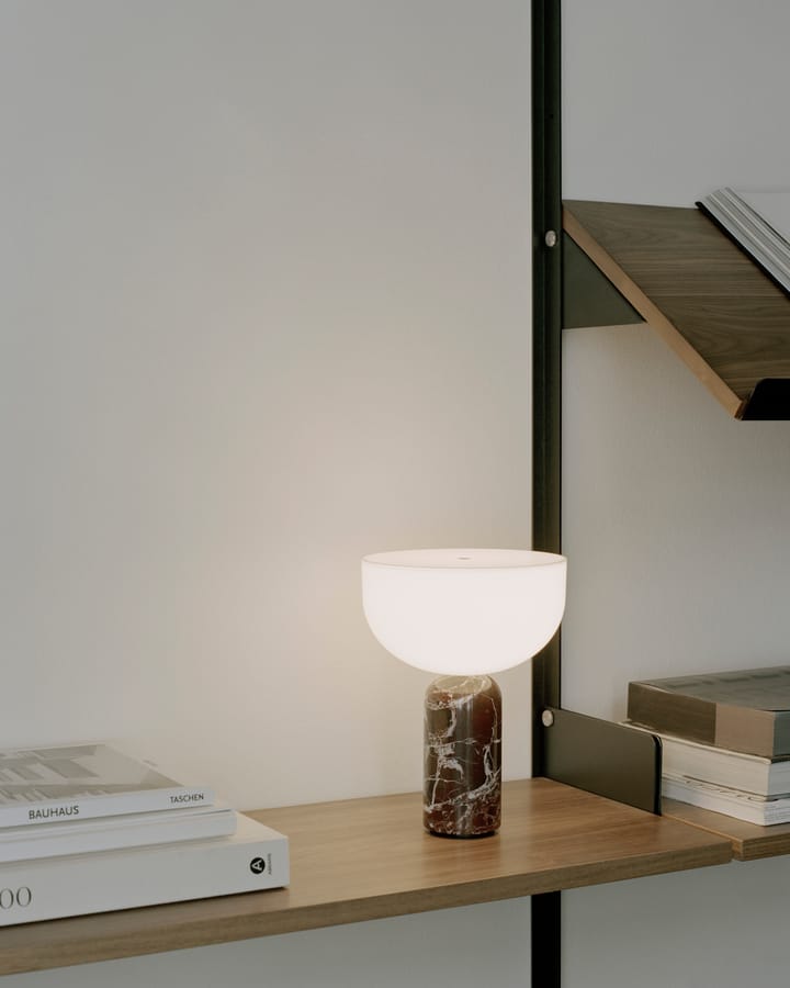 Kizu portable Tischleuchte, Rosso Levanto New Works