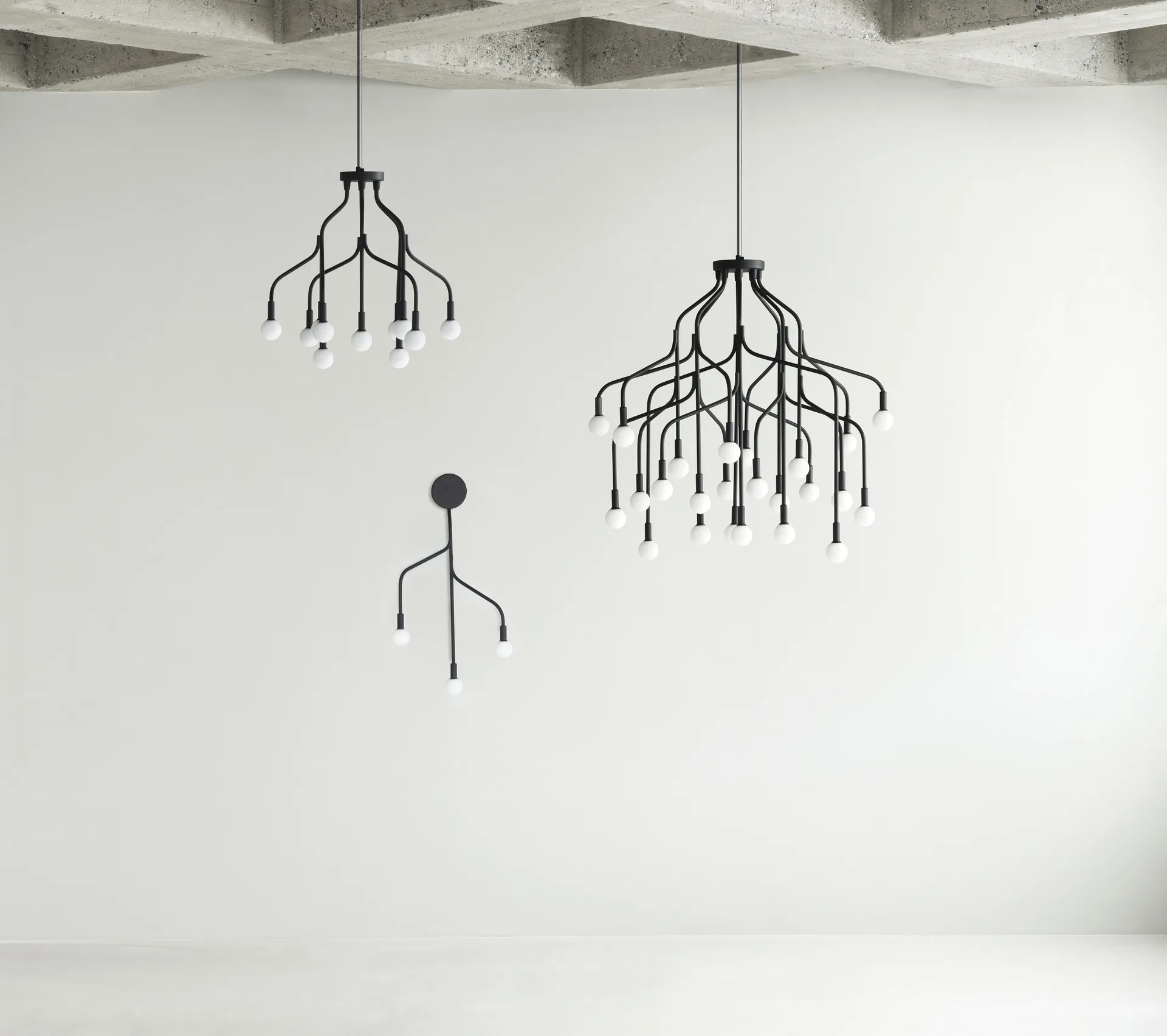 Vekst Taklampa Small, Svart Normann Copenhagen